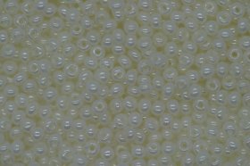 Czech Seed 11/0 CYR Ceylon; Cream 100g Czech Seed 11/0 CYR Ceylon; Cream 100g