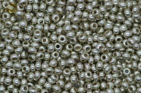 Czech Seed 11/0M R Metallic; Light Gold 100g Czech Seed 11/0M R Metallic; Light Gold 100g