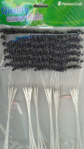 Pearl Spray Black - 12 stems Pearl Spray Black - 12 stems