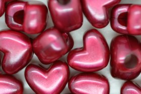 Vertical Heart Pearl; Red 250g (approx 47p)
